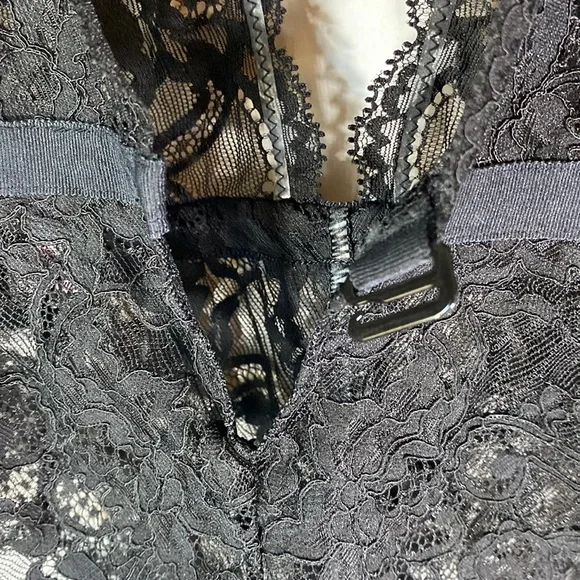 Victoria’s Secret Plunge V-Neck Sheer Black Lace Teddy Body Suit Ladies Large - Picture 11 of 16